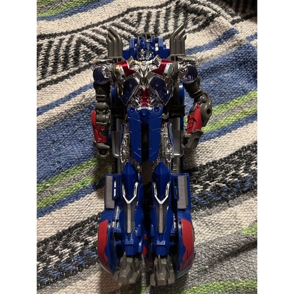 Hasbro Transformers Optimus Prime Autobot Action Figure Platinum Edition - Picture 1 of 6